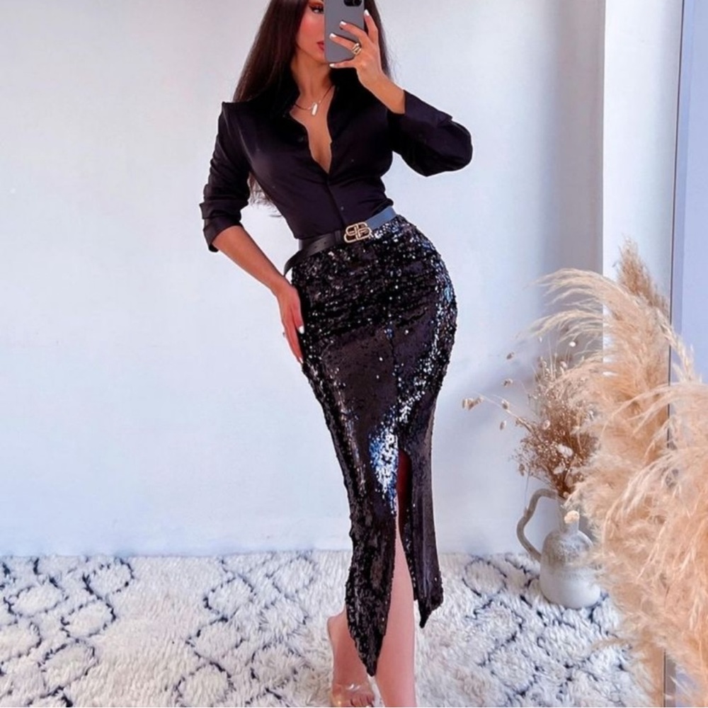 ZARA Ruched Sequin Skirt Black